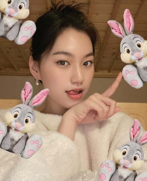 Siap Comeback Drama, 9 Potret Terkini Kim Doyeon yang Kian Bersinar