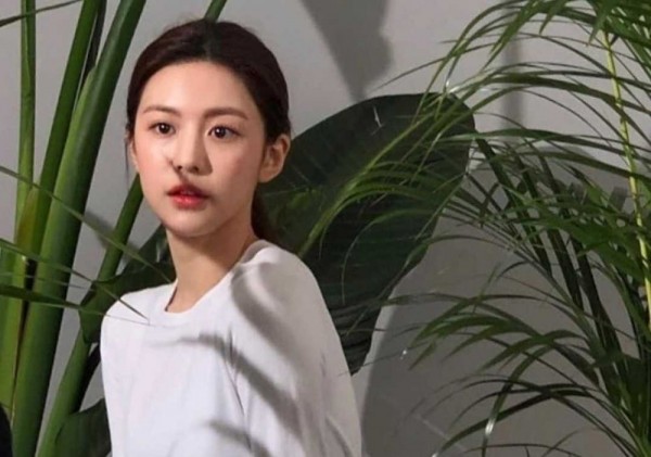 10 Potret Terkini Go Youn Jung, Siap Comeback Film Bareng Yoo Ah In