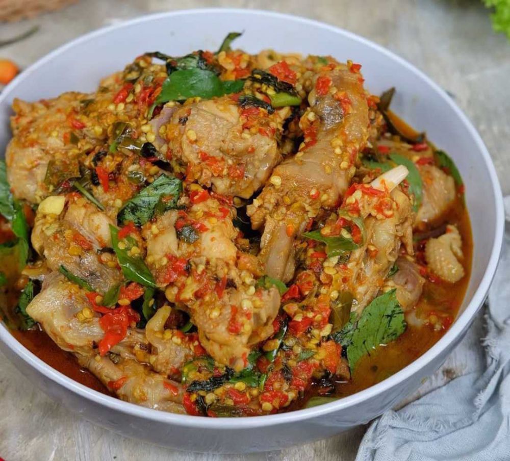 8 Resep Olahan Daging Ayam yang Bercita Rasa Nusantara