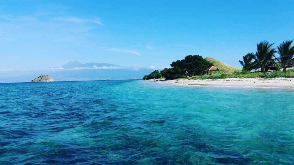 9 Pesona Pulau Kenawa di Sumbawa, Punya Julukan 'The Hidden Paradise'