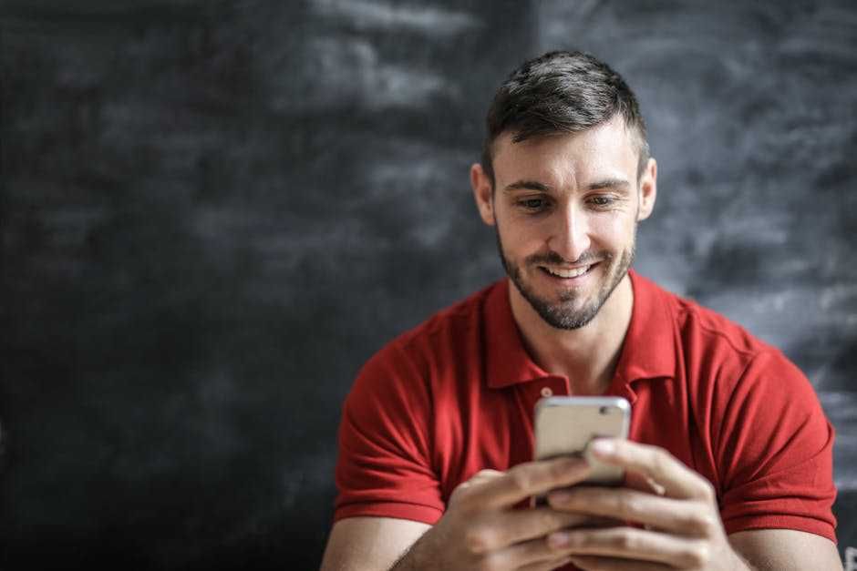 Jangan Tertipu, 5 Tanda Pasangan Sedang Jalin Cinta dengan Orang Lain