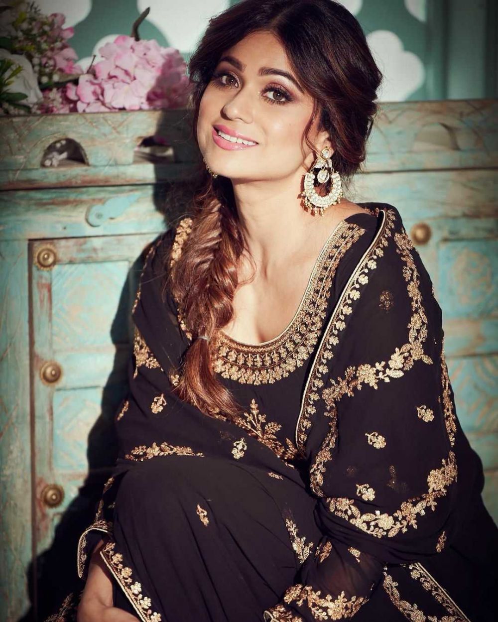 9 Potret Awet Muda Shamita Shetty 'Mohabbatein', Usia 42 Kian Stunning