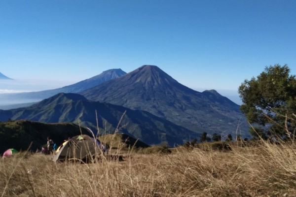 Gunung Prau: Rute, Biaya, dan Jalur Pendakian