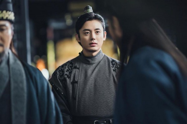 10 Adu Gaya Ji Soo vs Lee Ji Hoon di 'River Where the Moon Rises'