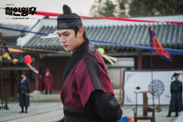 10 Pemeran Pendukung Drama Korea Mr. Queen yang Mencuri Perhatian
