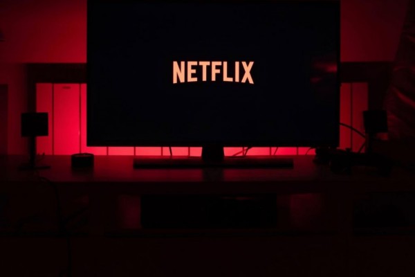 9 Film Sedih di Netflix yang Bisa Bikin Cowok Tangguh Mewek
