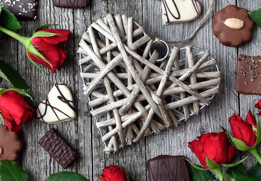Untuk Cowok, 7 Benda Ini Cocok Kamu Berikan ke Dia di Hari Valentine