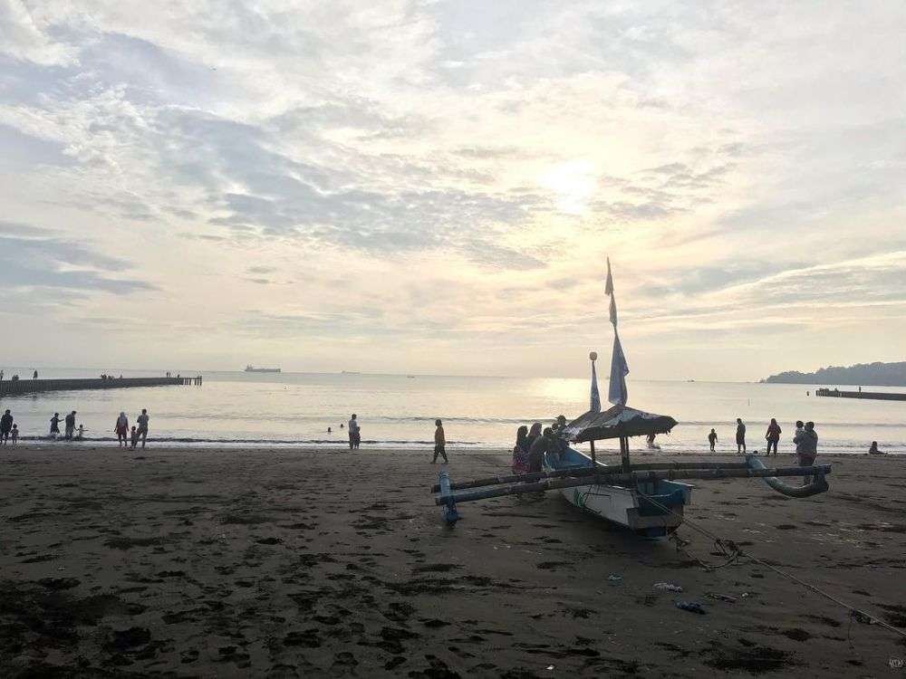 5 Pantai Indah di Kabupaten Cilacap yang Wajib Kamu Kunjungi