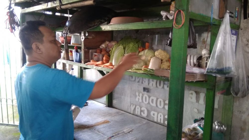 Beras Makin Mahal, Porsi Nasi Rames di Semarang Mengecil