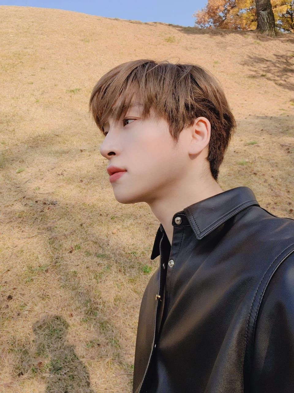 10 Potret Sangyeon, Leader THE BOYZ yang Gagah Paripurna