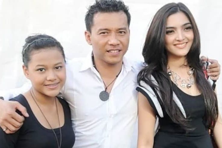 Penuh Kenangan, 9 Potret Lawas Kebersamaan Anang dan Aurel Kecil