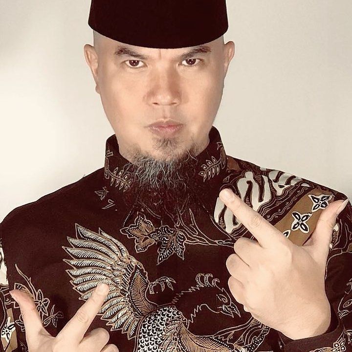 10 Artis Indonesia Karier sedang Moncer Malah Umumkan Ganti Nama