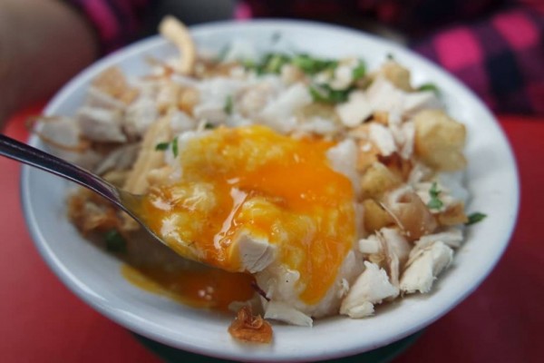 9 Kuliner Kaki Lima di Jakarta yang Selalu Jadi Incaran Foodie, Enak!