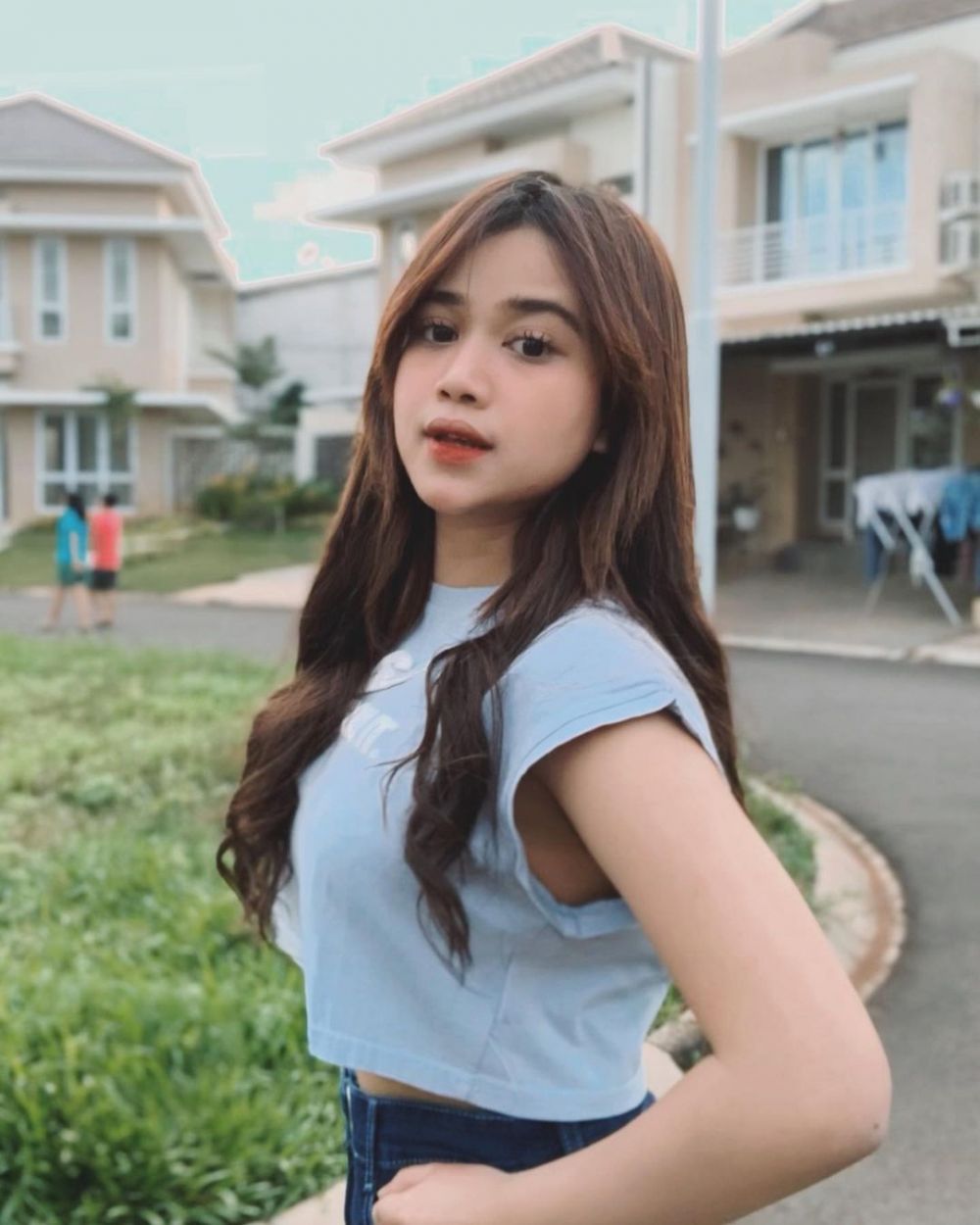 10 Artis Indonesia Karier sedang Moncer Malah Umumkan Ganti Nama