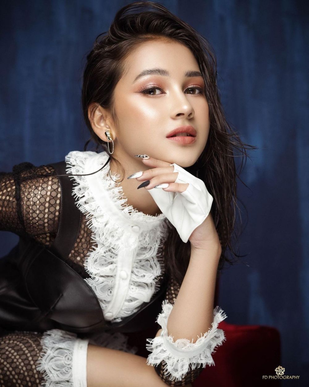 10 Pemotretan Terbaru Sandrinna Michelle, Dibilang Mirip Irish Bella