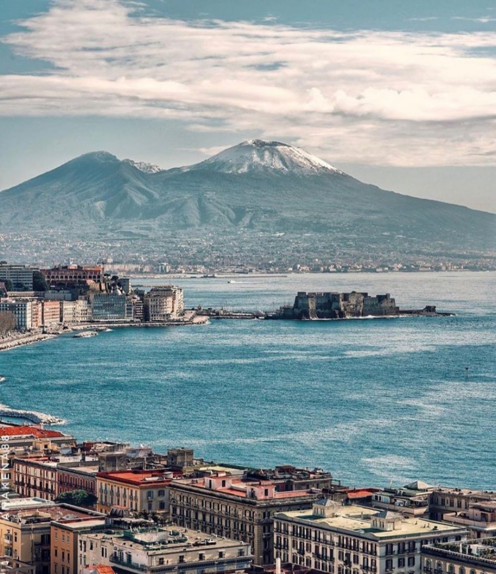 9 Fakta Menarik Italia, Negara yang Memiliki Papan Catur Hidup 