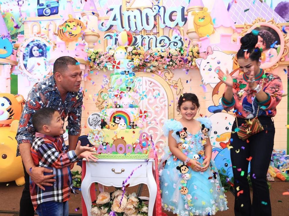 Sultan Abis! 10 Potret Pesta Ultah Anak Artis Super Mewah