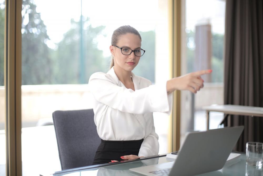 5 Hal yang Bisa Bikin Orang Bersikap Menyebalkan di Kantor