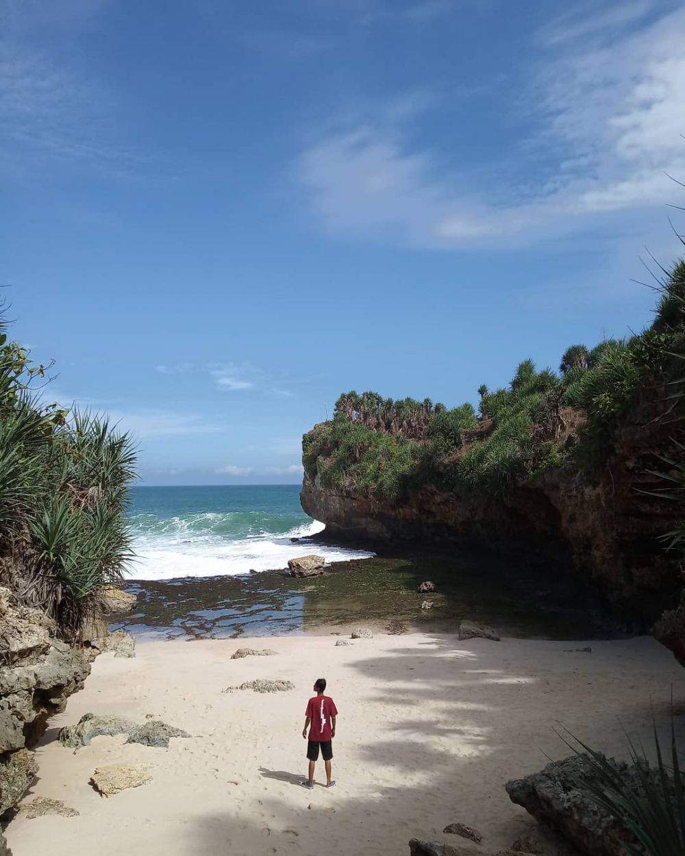 5 Wisata Hidden Beach Gunungkidul, Berasa Pantai Pribadi