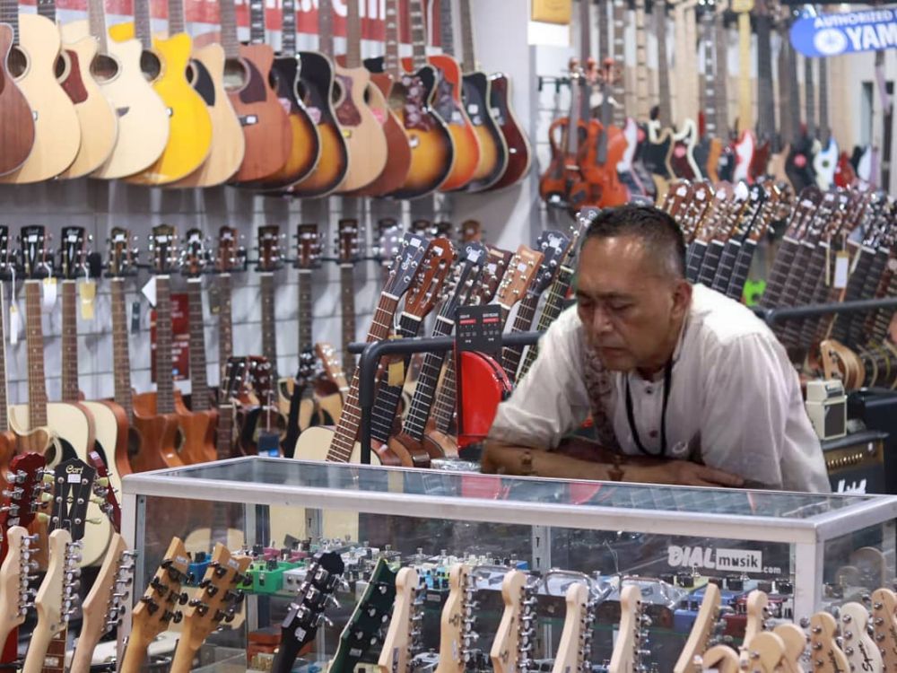 12 Meme Kocak Dewa Kipas Pasca Dapat Hadiah 100 Juta, Belanja Teros!
