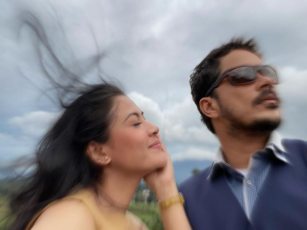 10 Potret Mesra Fathir Muchtar dan Fera Feriska, Main Sinetron Bareng