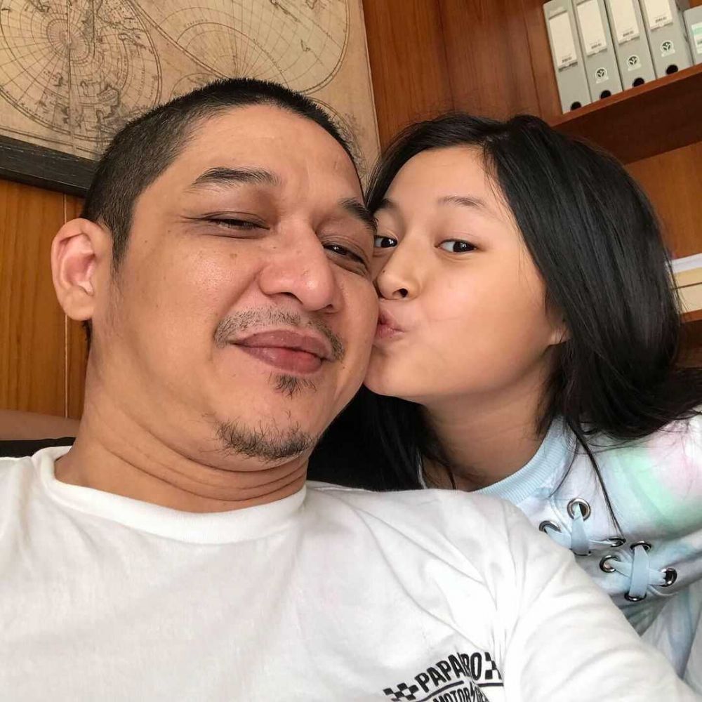 Hot Daddy Idaman! 10 Momen Kebersamaan Pasha Ungu dan Ketujuh Anaknya