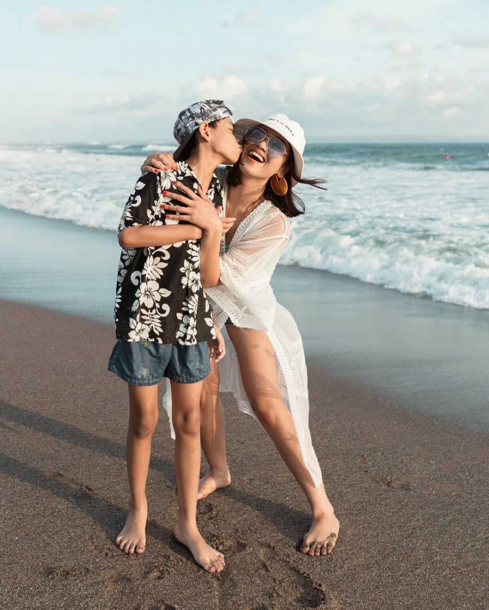 10 Potret Stunning Selfi KDI di Usia Hampir 36 Tahun