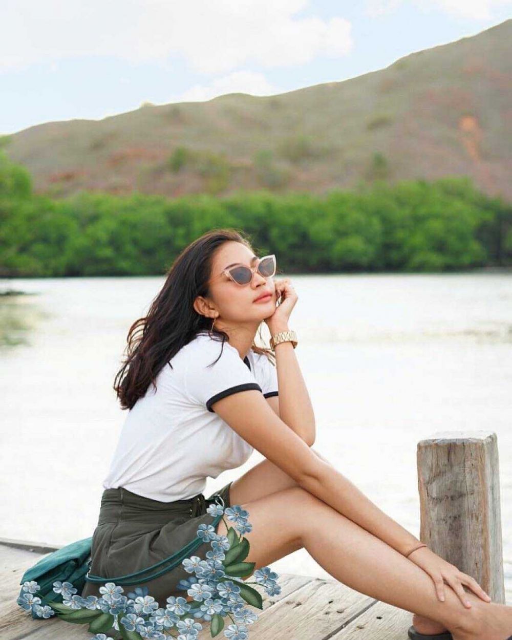 10 Adu Gaya Istri Young Lex Vs Istri Uus Saat Liburan, Bikin Deg-degan