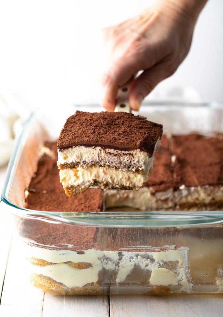 Resep Tiramisu Kukus Tanpa Mixer dan Oven, Nikmatnya Melekat Banget!