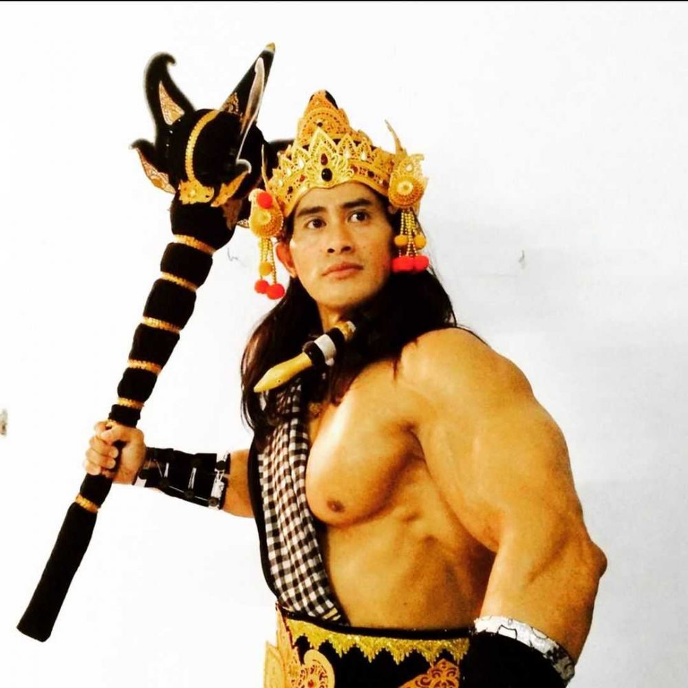 Nama Lengkap 9 Artis Pria Super Panjang, Ada sampai 8 Kata!