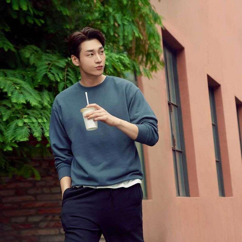 9 Inspirasi Outfit Kim Young Kwang Untuk Cowok Jangkun