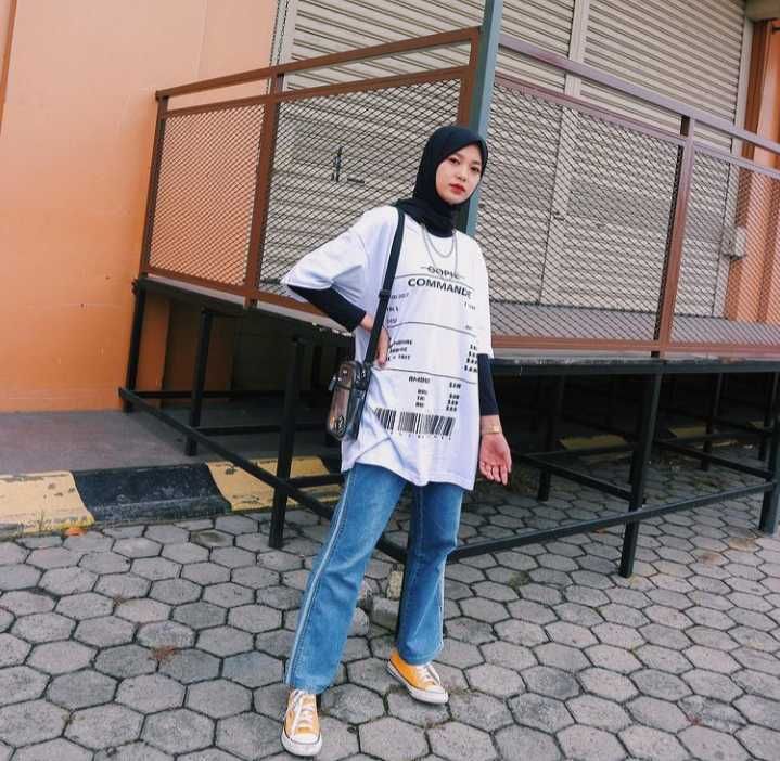 9 OOTD Hijab Kece Buat Hangout hingga Kuliah