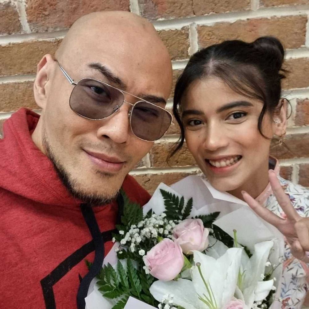 2 Tahun Tunangan, 10 Potret Kemesraan Deddy dan Sabrina