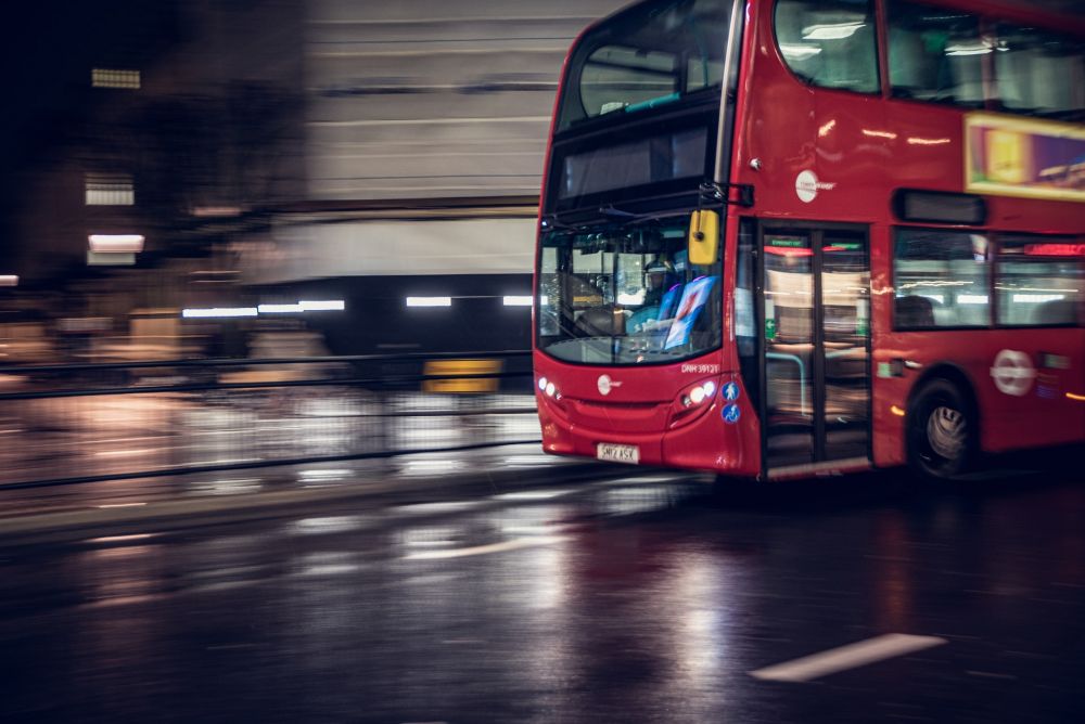 Inggris Luncurkan Program 'Revolusi Bus Hijau'