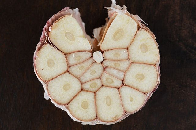 5 Manfaat Unik dari Bawang Putih, Bisa Usir Nyamuk!