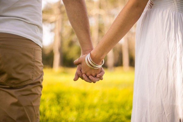 5 Sikap yang Sering Dikira Cinta padahal Bikin Pasangan Menderita