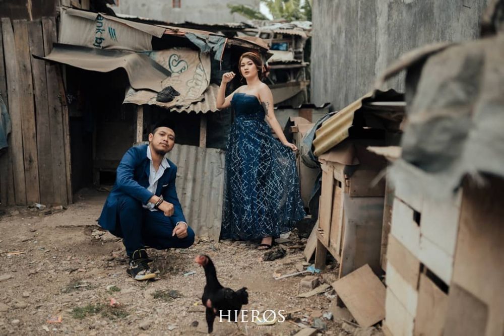 Hits Abis! Warung Hingga Kandang Ayam, 10 Photoshoot Unik Artis