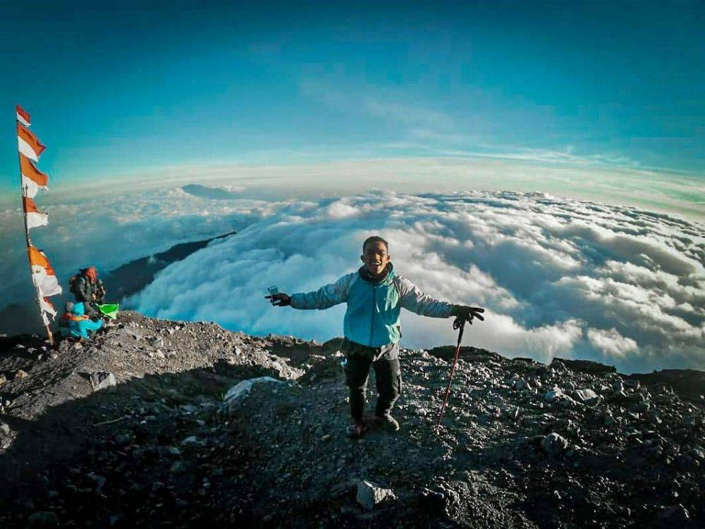 Pesona Gunung Semeru