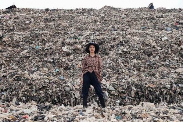 9 Photoshoot Andien di Warung Kelontong Hingga di Bantargebang