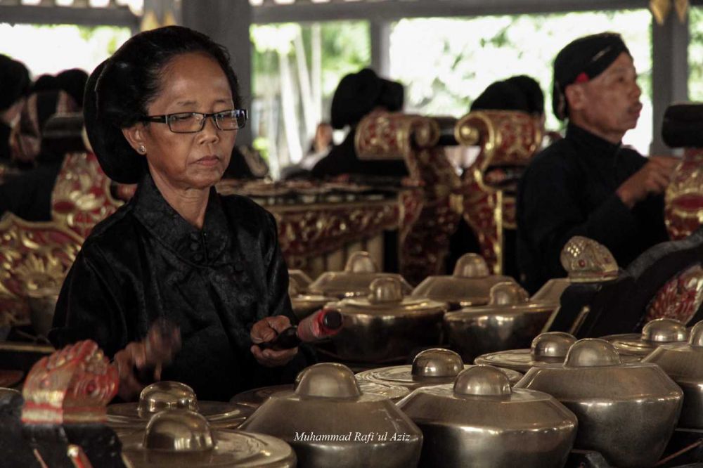 Kenalan 10 Pekerjaan dalam Bahasa Jawa, Tahu Blandhong? 