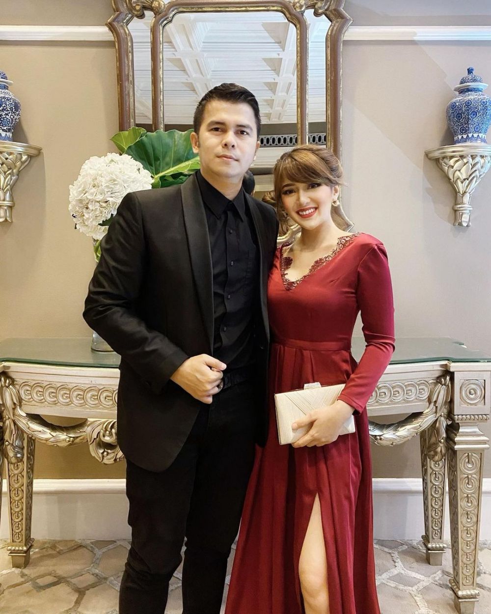 Imutnya Kebangetan bak ABG! 9 Potret Rosiana Dewi Rambut Berponi