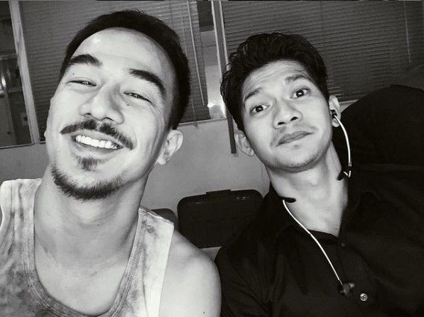 10 Potret Manis Joe Taslim dan Iko Uwais yang bak Saudara