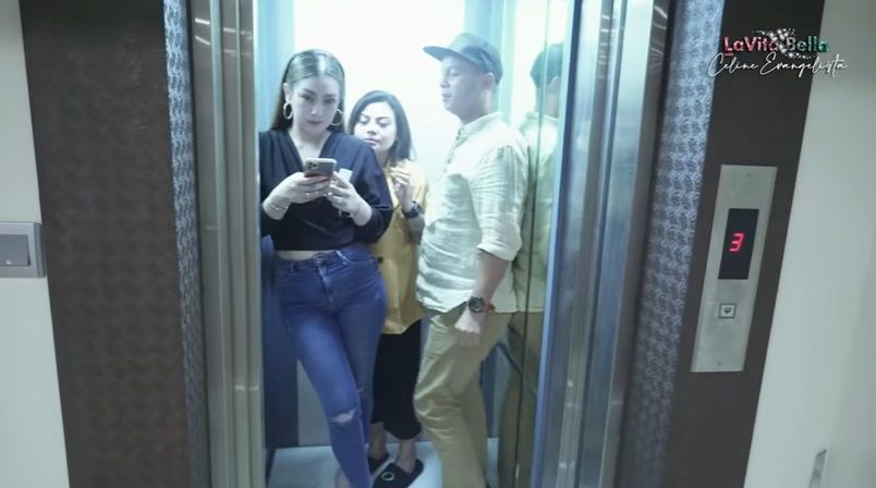 10 Potret Rumah Baru Celine Evangelista, Mewah Ada Lift