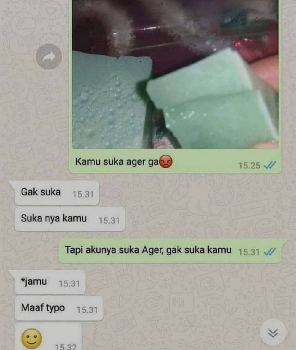 Kocak! 10 Chat Cinta Ditolak Ini Nyelekit, Auto Kena Mental, deh!