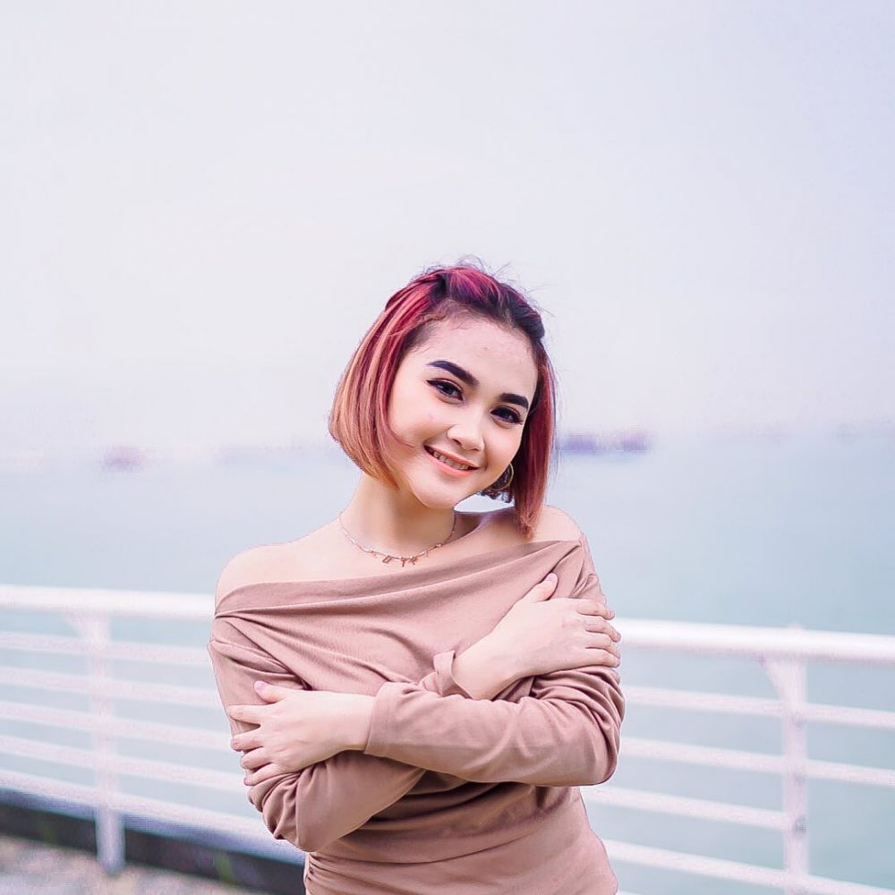 10 Pesona Memikat Arlida Putri, Penyanyi Dangdut Koplo Asal Sidoarjo