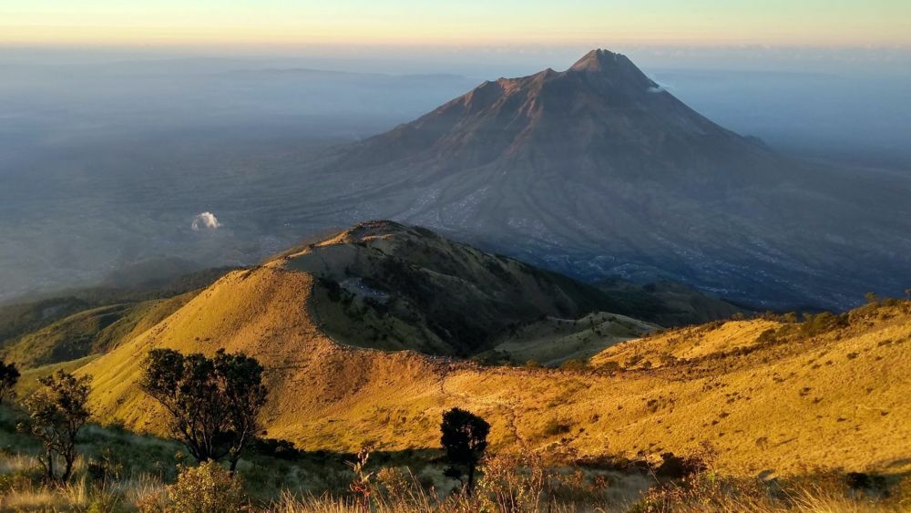 Info Pendakian Gunung Merbabu via Selo: Rute, Biaya, dan Tips