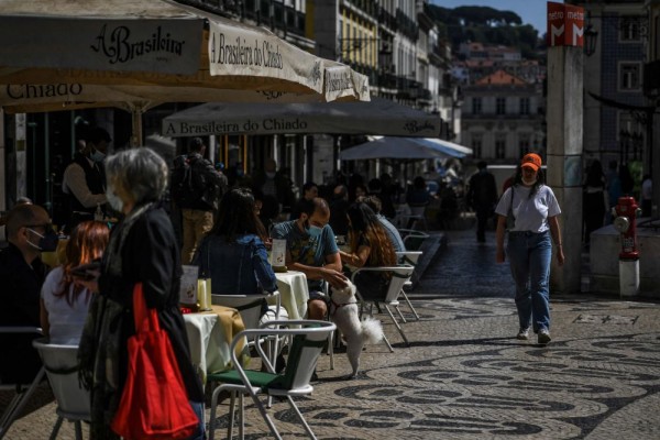 Portugal Kembali Buka Fasilitas Umum Usai Lockdown
