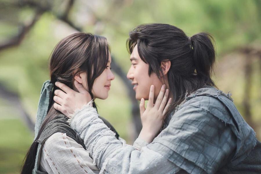 10 Drama Korea Paling Viral Selama April 2021, Vincenzo Nomor Satu