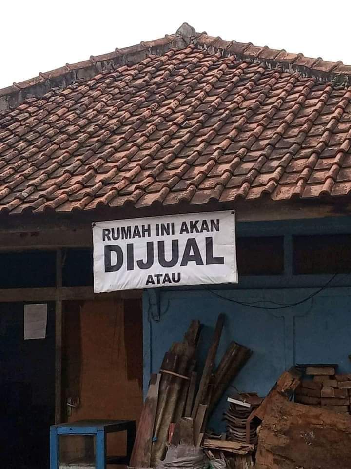 Kocak, 9 Kerjaan Orang Iseng Bikin Tulisan Hilang di Plang