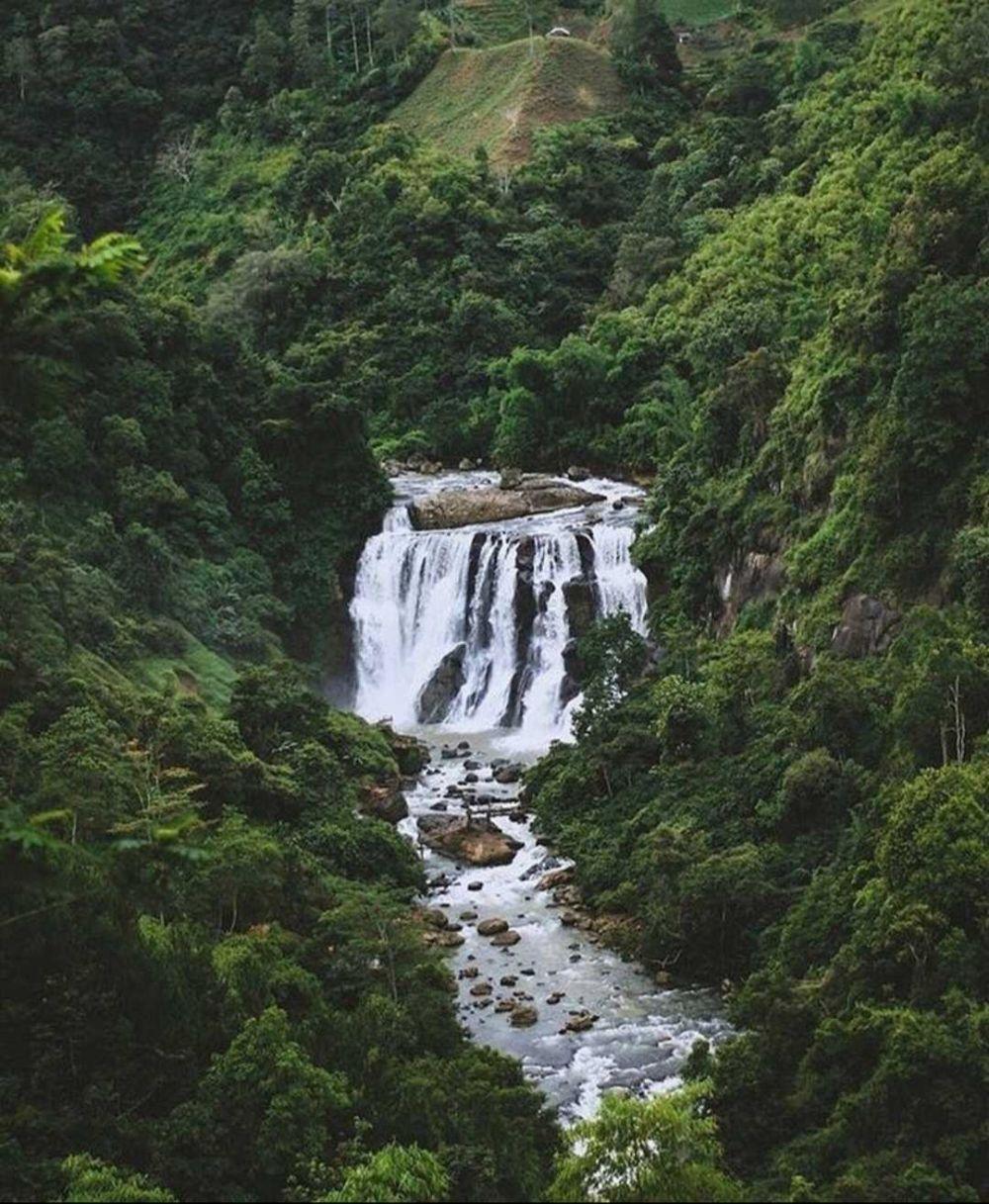 7 Tempat Wisata Curug yang Paling Eksotis di Bandung Raya, Memukau!